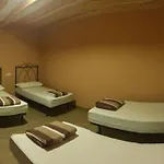 La Perala Hostel Bercianos del Real Camino